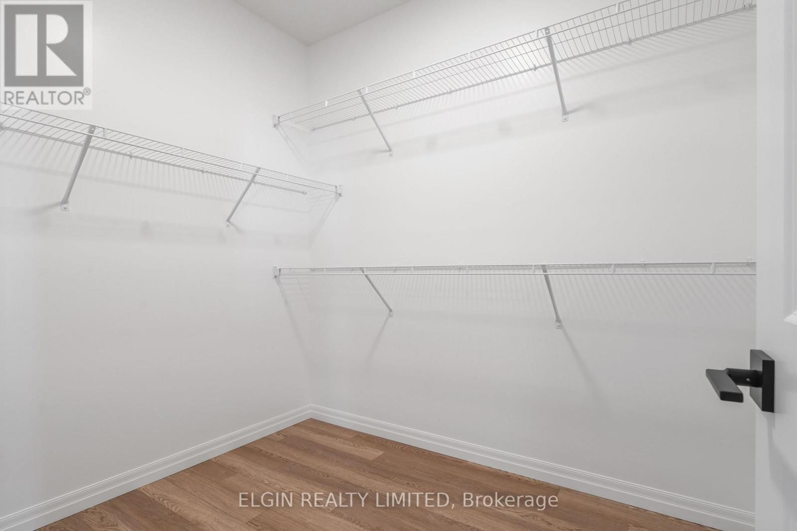 9 Dunning Way, St. Thomas, ON - Indoor With Storage