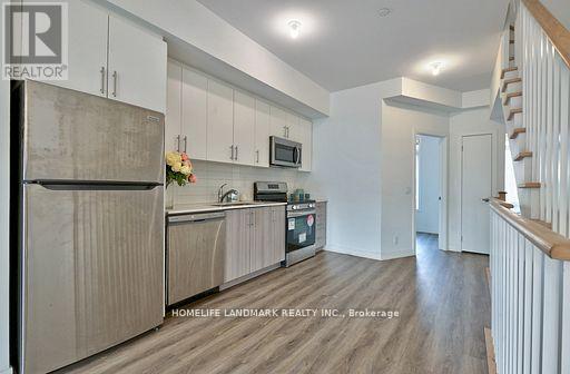 30 Case Ootes Drive, Toronto, ON - Indoor Photo Showing Kitchen