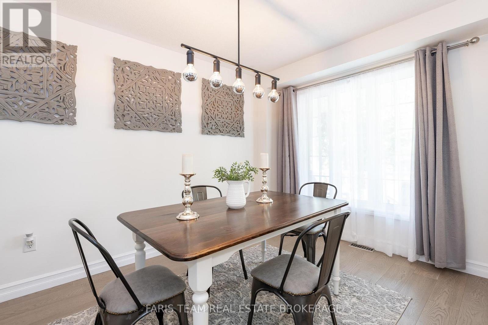 3 Saxon Road, Barrie, ON - Indoor Photo Showing Dining Room
