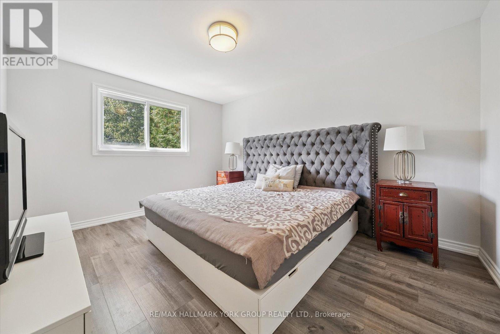 67 Thorah Concession 1 Road, Brock, ON - Indoor Photo Showing Bedroom