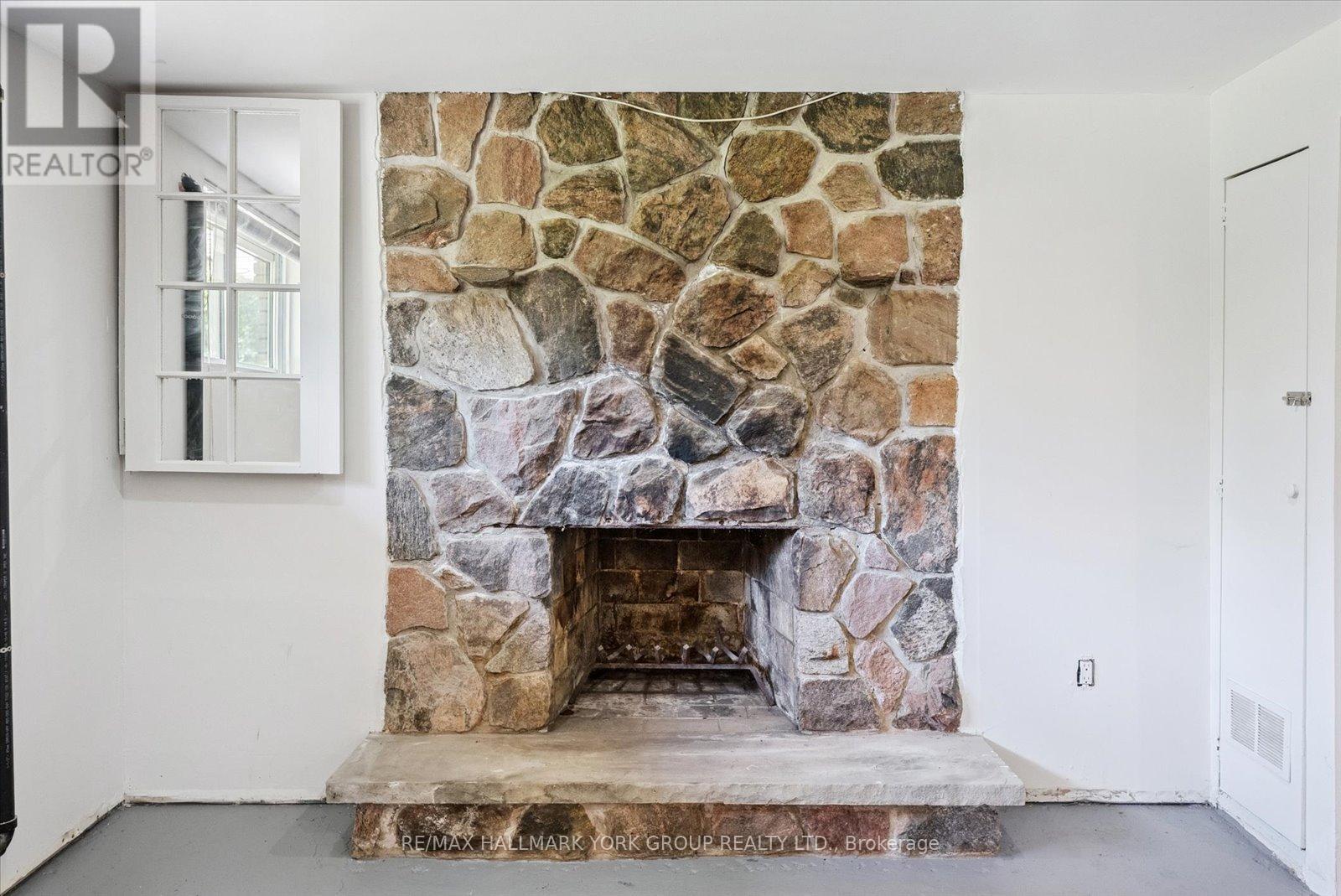 67 Thorah Concession 1 Road, Brock, ON - Indoor Photo Showing Other Room