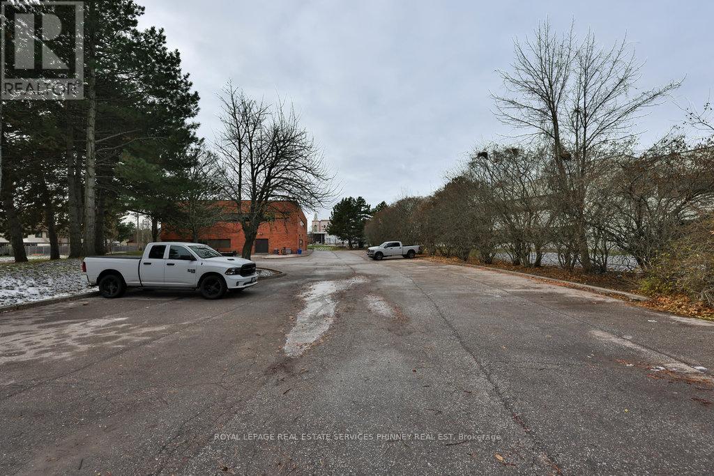 6800 Campobello Road, Mississauga, ON