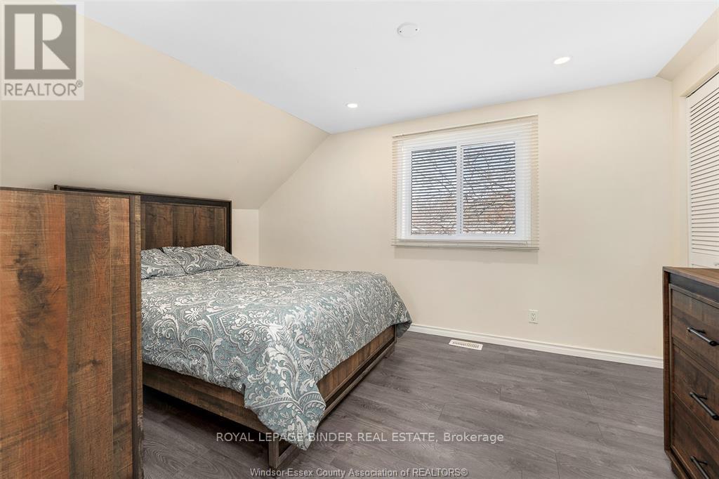 2065 Dominion Boulevard W, Windsor, ON - Indoor Photo Showing Bedroom