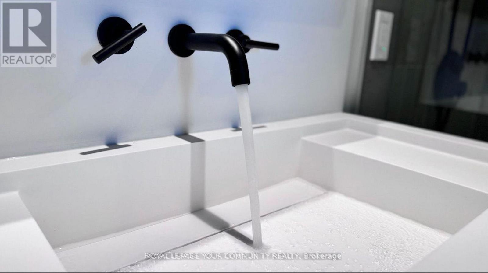 4501 - 55 Charles Street E, Toronto, ON - Indoor