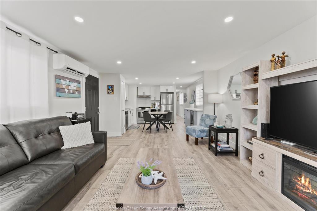 388 North Malden, Essex, ON