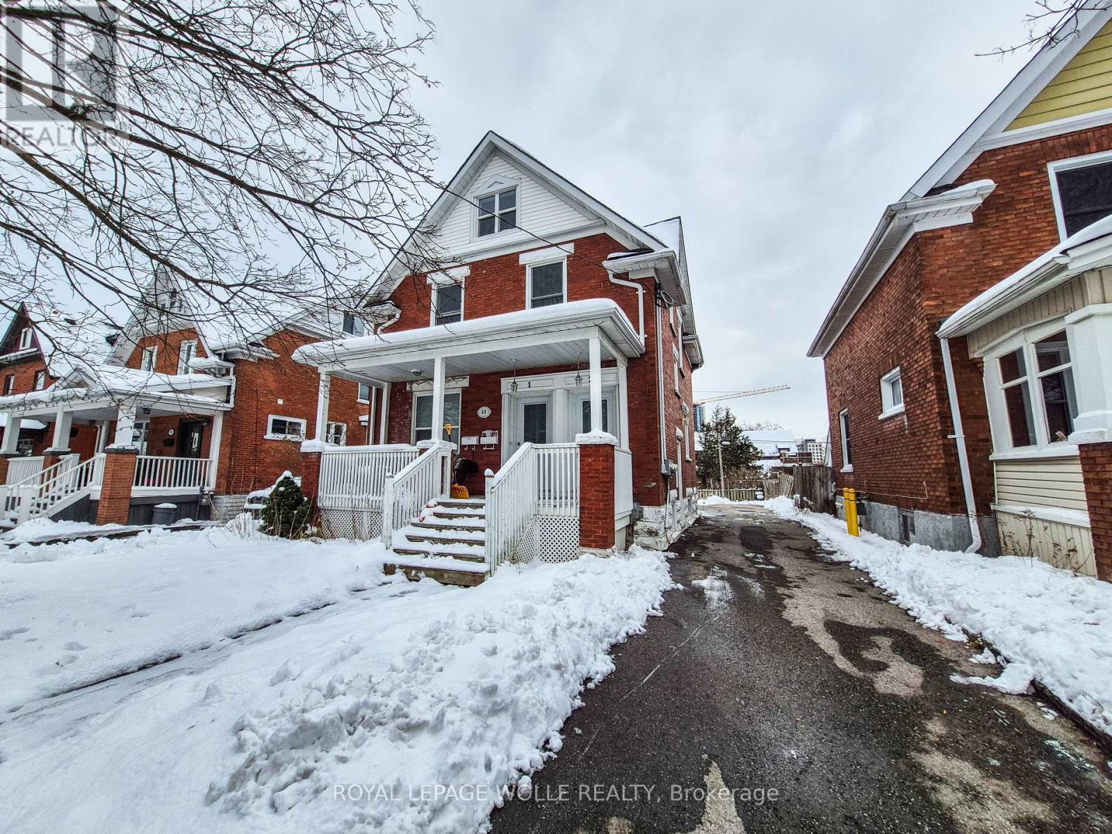 Front - 2 - 60 Betzner Avenue N, Waterloo, ON