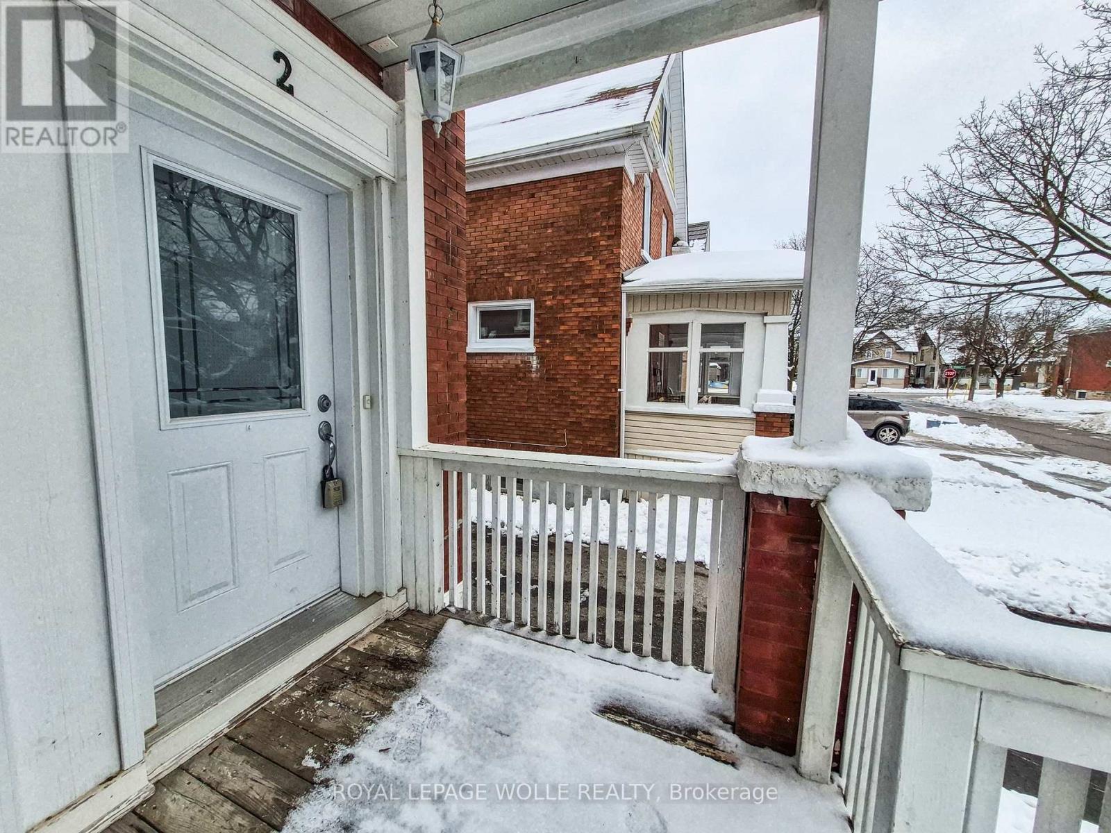 Entry - 2 - 60 Betzner Avenue N, Waterloo, ON