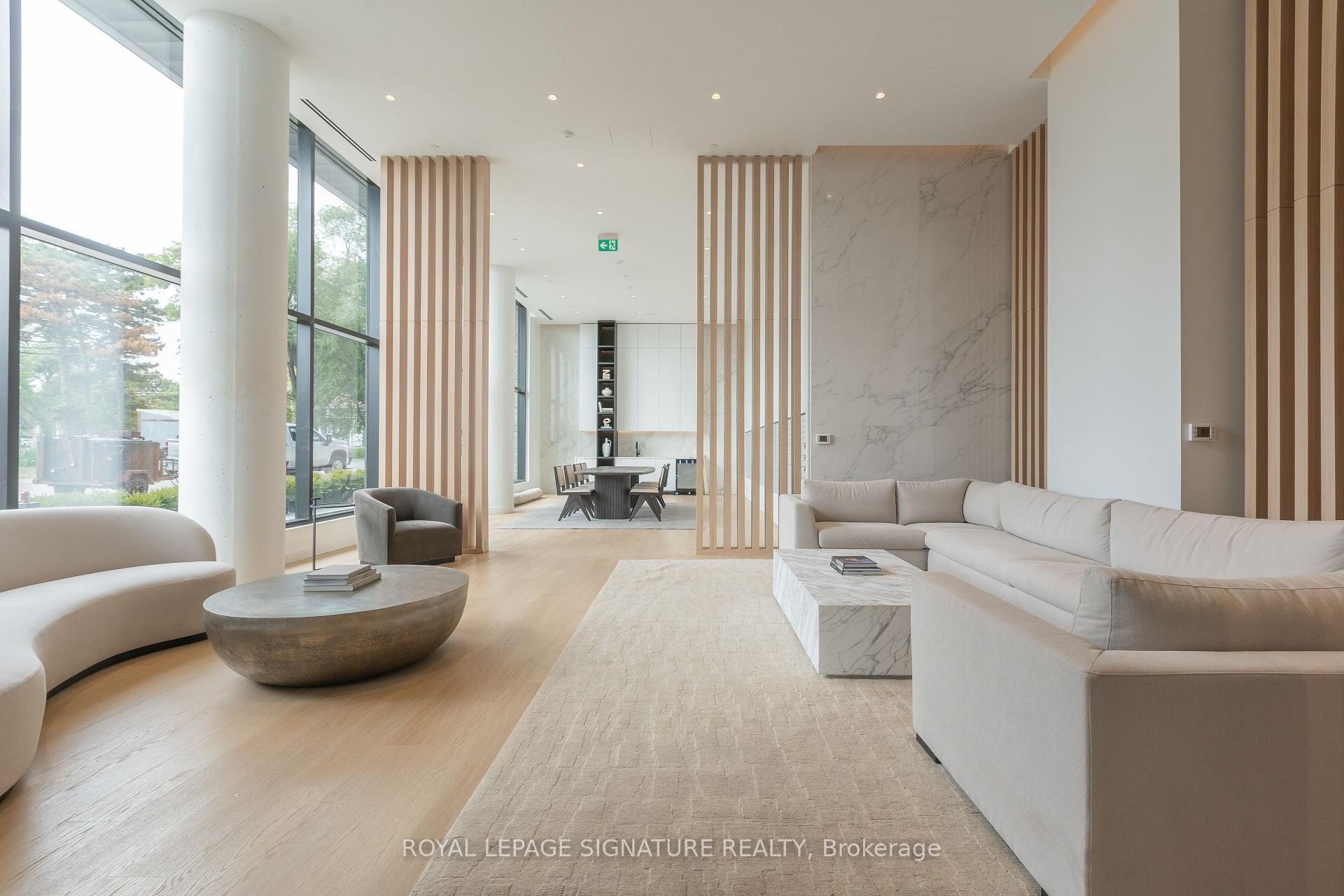 719-3009 Novar Road, Mississauga, ON - Indoor Photo Showing Living Room