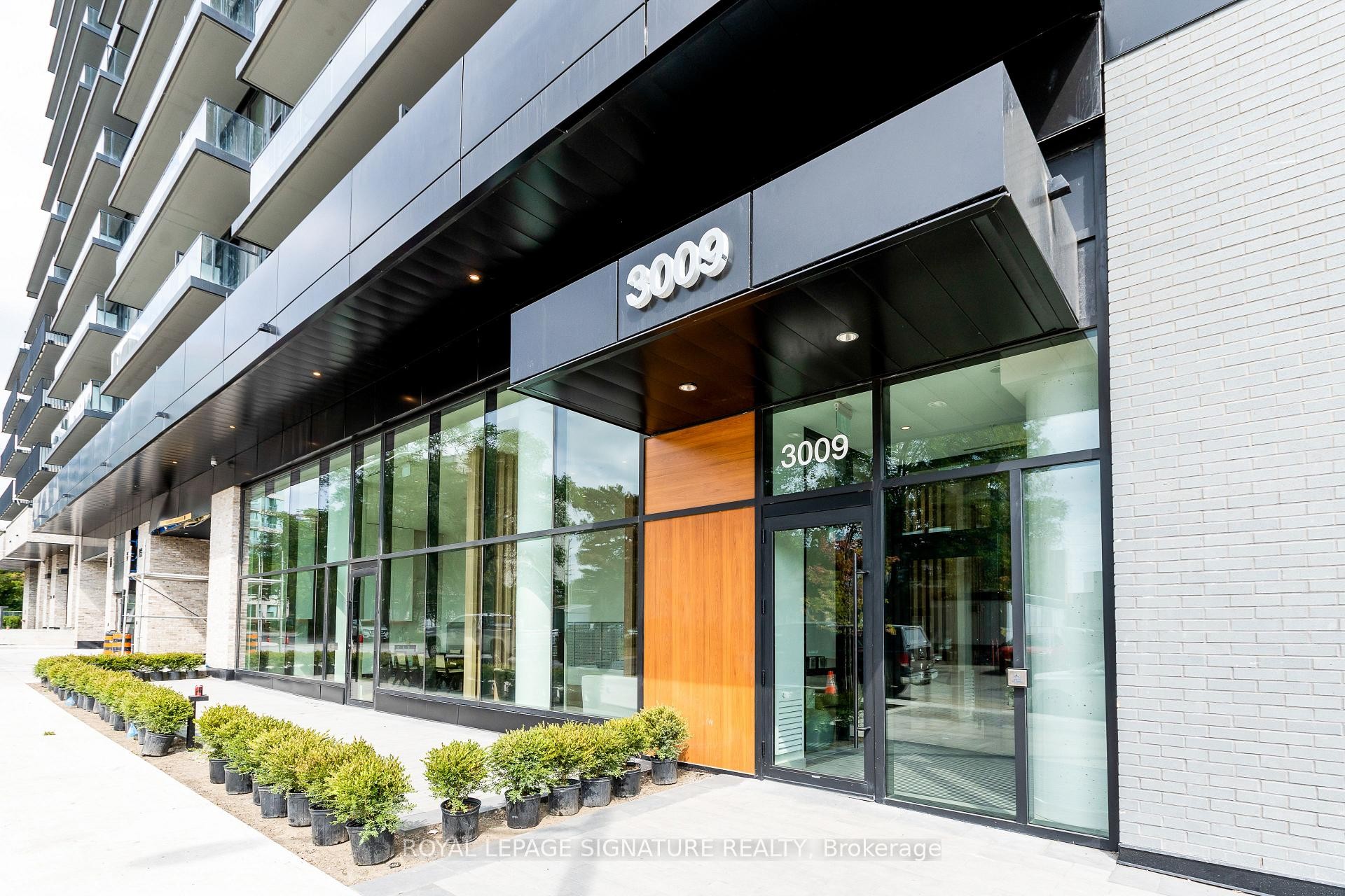 719-3009 Novar Road, Mississauga, ON - Outdoor With Exterior