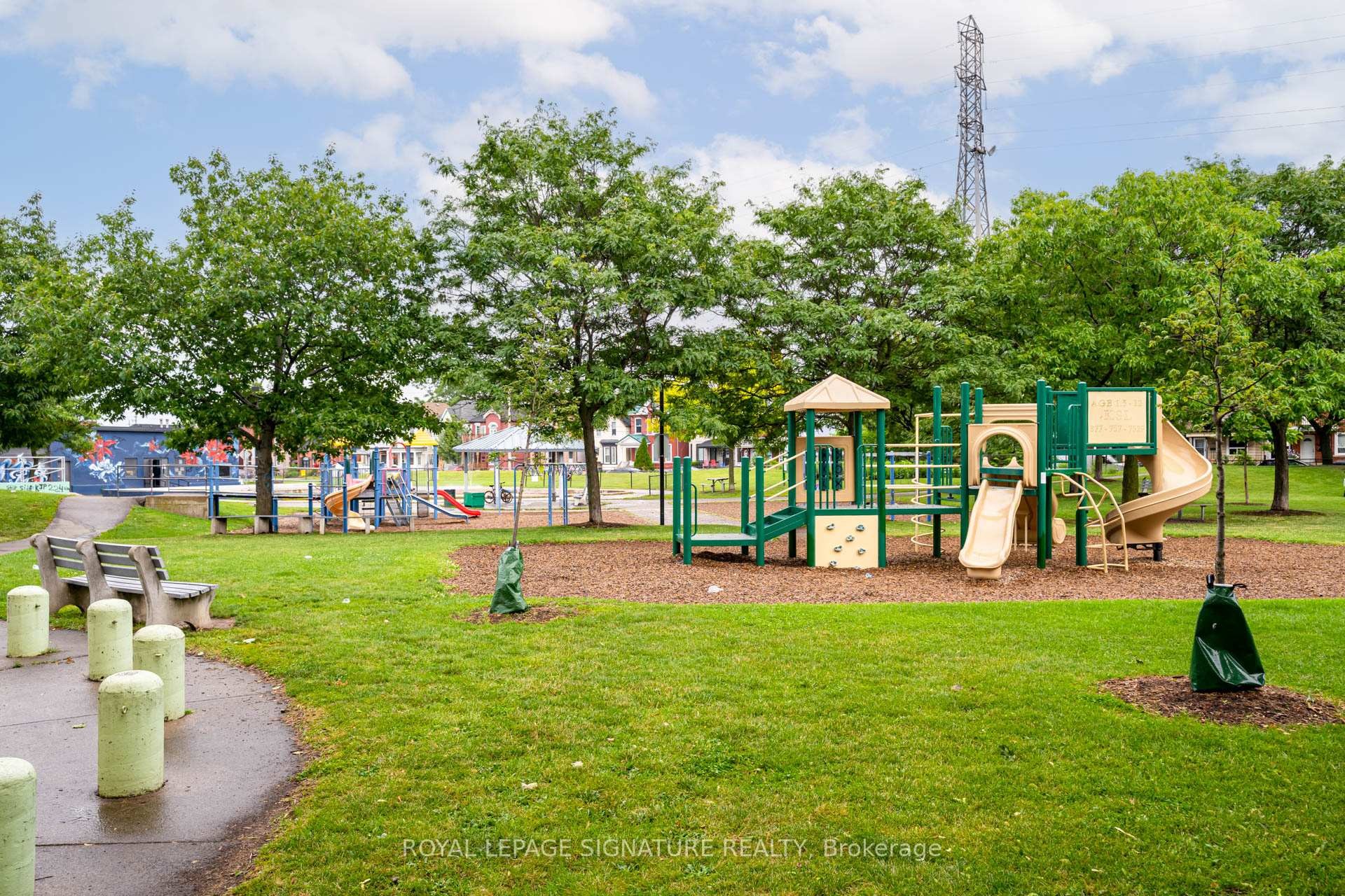 Bsmt-47 Harvey Street, Hamilton, ON