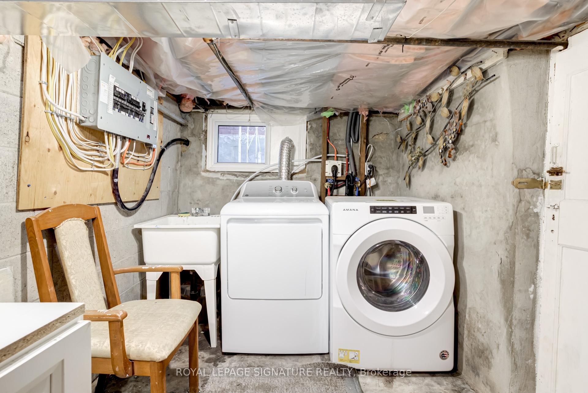 Bsmt-47 Harvey Street, Hamilton, ON