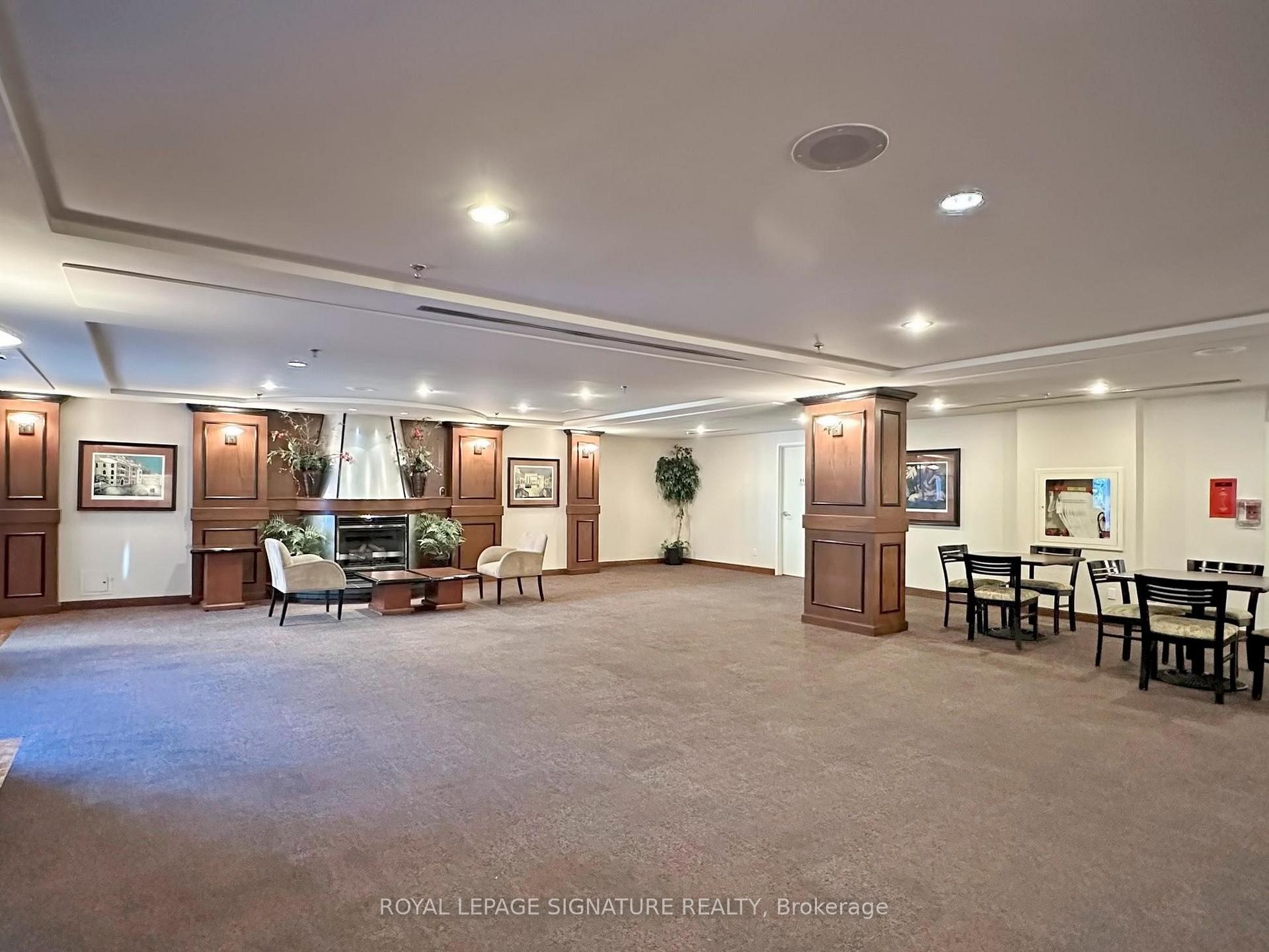 620-88 Corporate Drive, Toronto, ON - Indoor