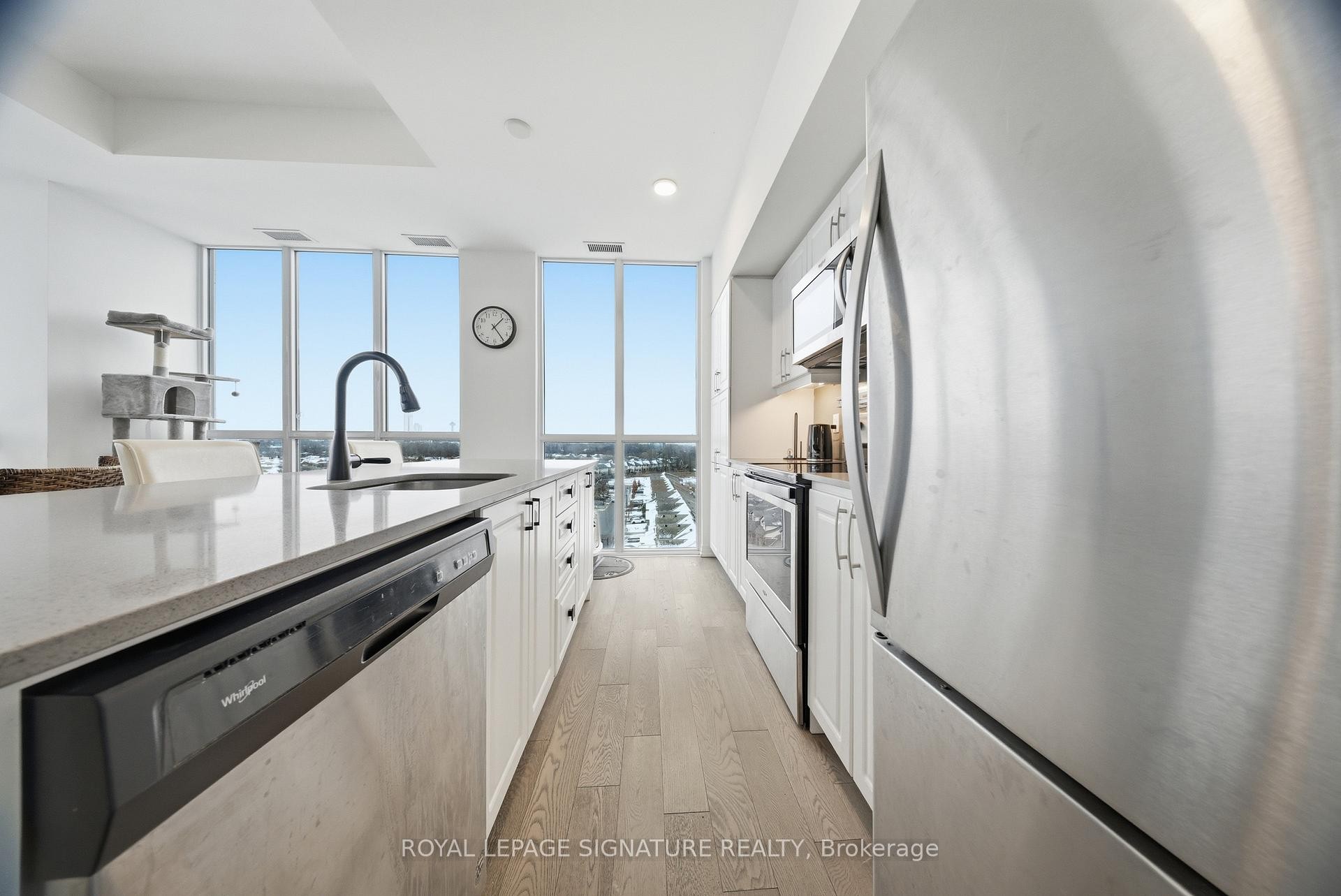 801-7711 Green Visa Gate, Niagara Falls, ON - Indoor Photo Showing Kitchen With Upgraded Kitchen