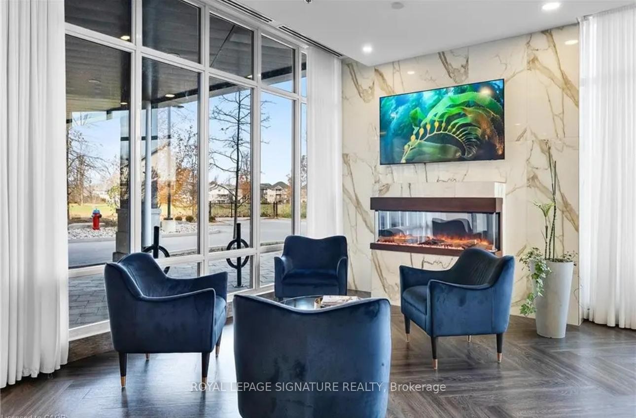 801-7711 Green Visa Gate, Niagara Falls, ON - Indoor With Fireplace