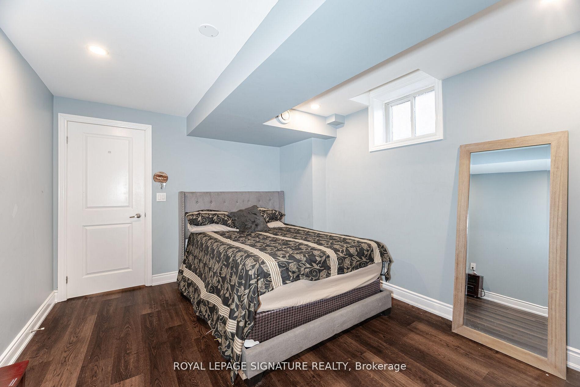 481 Brisdale Drive, Brampton, ON - Indoor Photo Showing Bedroom