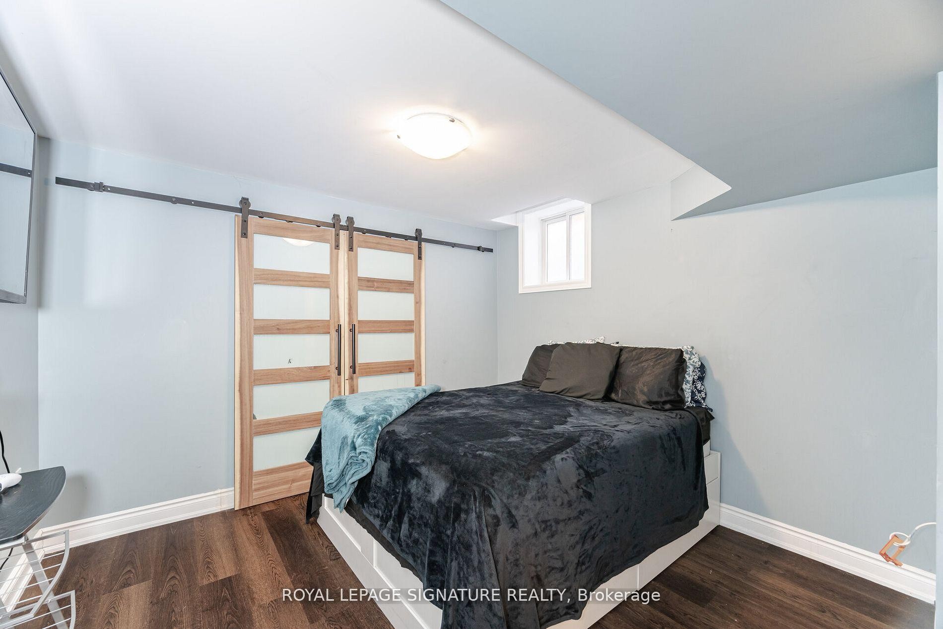 481 Brisdale Drive, Brampton, ON - Indoor Photo Showing Bedroom