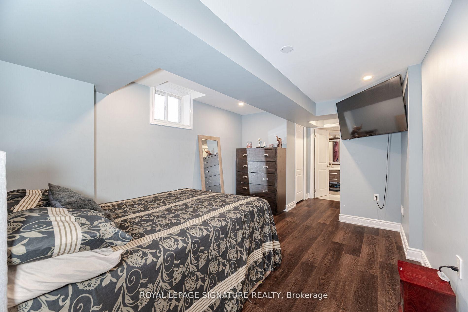 481 Brisdale Drive, Brampton, ON - Indoor Photo Showing Bedroom