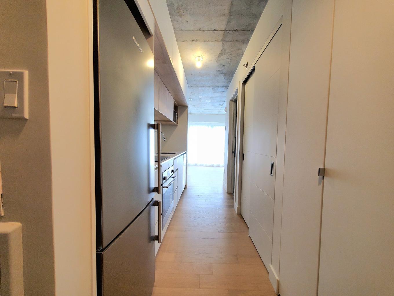 Corridor - 403-1 Av. Viger O., Montréal (Ville-Marie), QC - Indoor