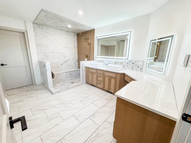 2105 Foothill Drive, Thunder Bay, ON - Indoor Photo Showing Bathroom
