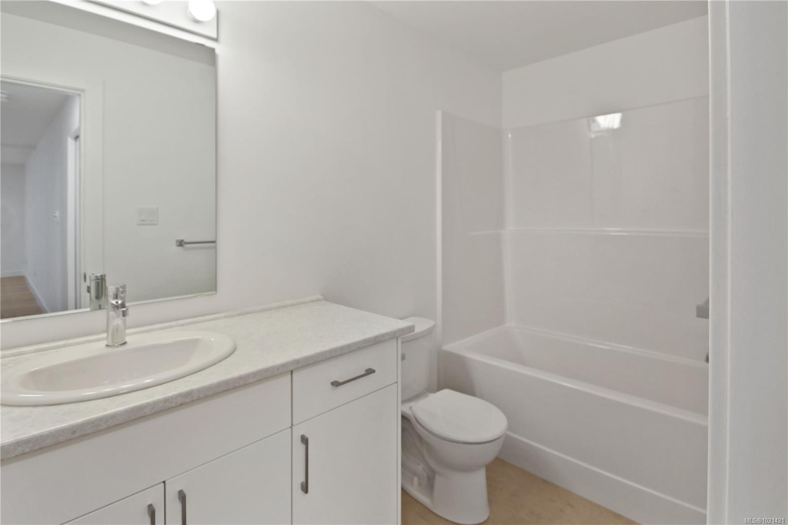 1013 Rozzano Pl, Ladysmith, BC