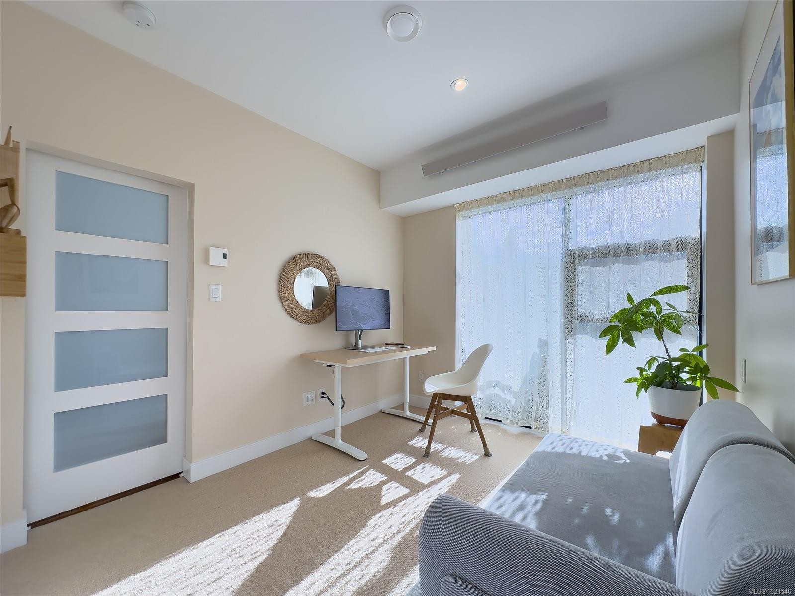 N312-1105 Pandora Ave, Victoria, BC - Indoor Photo Showing Other Room