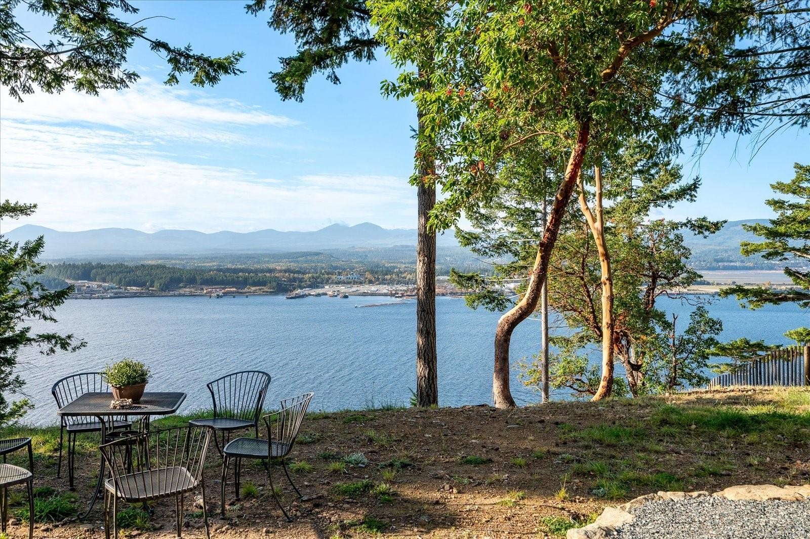 1306 Harrison Way, Gabriola Island, BC