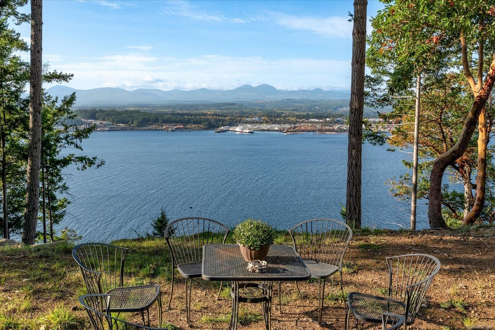 1306 Harrison Way, Gabriola Island, BC