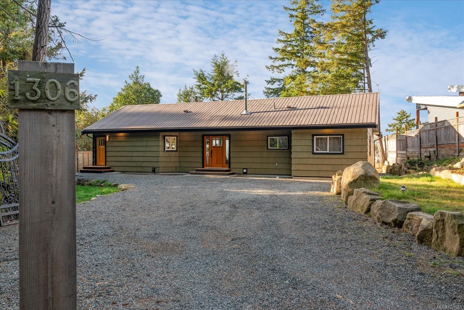 1306 Harrison Way, Gabriola Island, BC