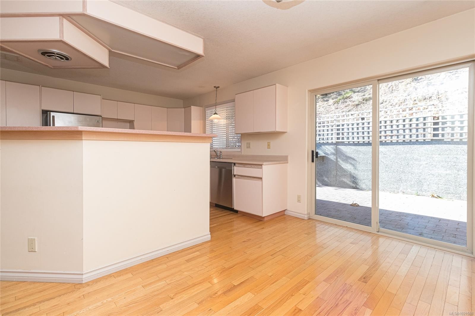 991 Seapearl Pl, Saanich, BC