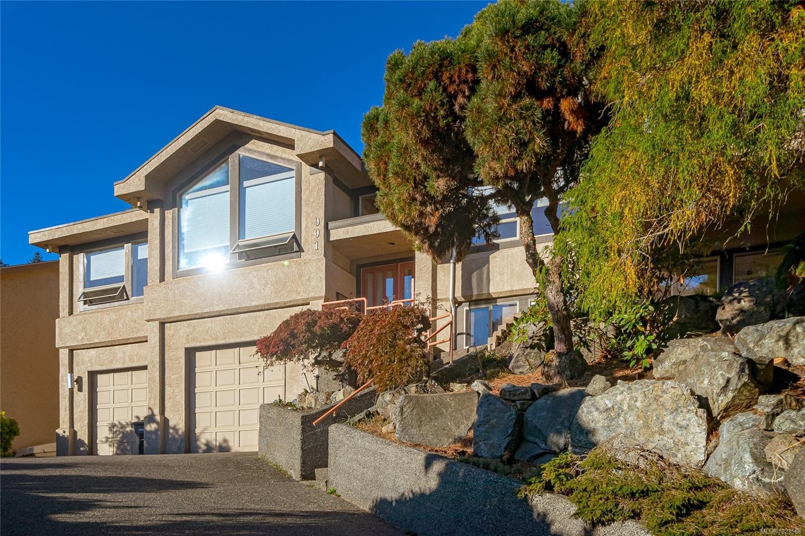 991 Seapearl Pl, Saanich, BC