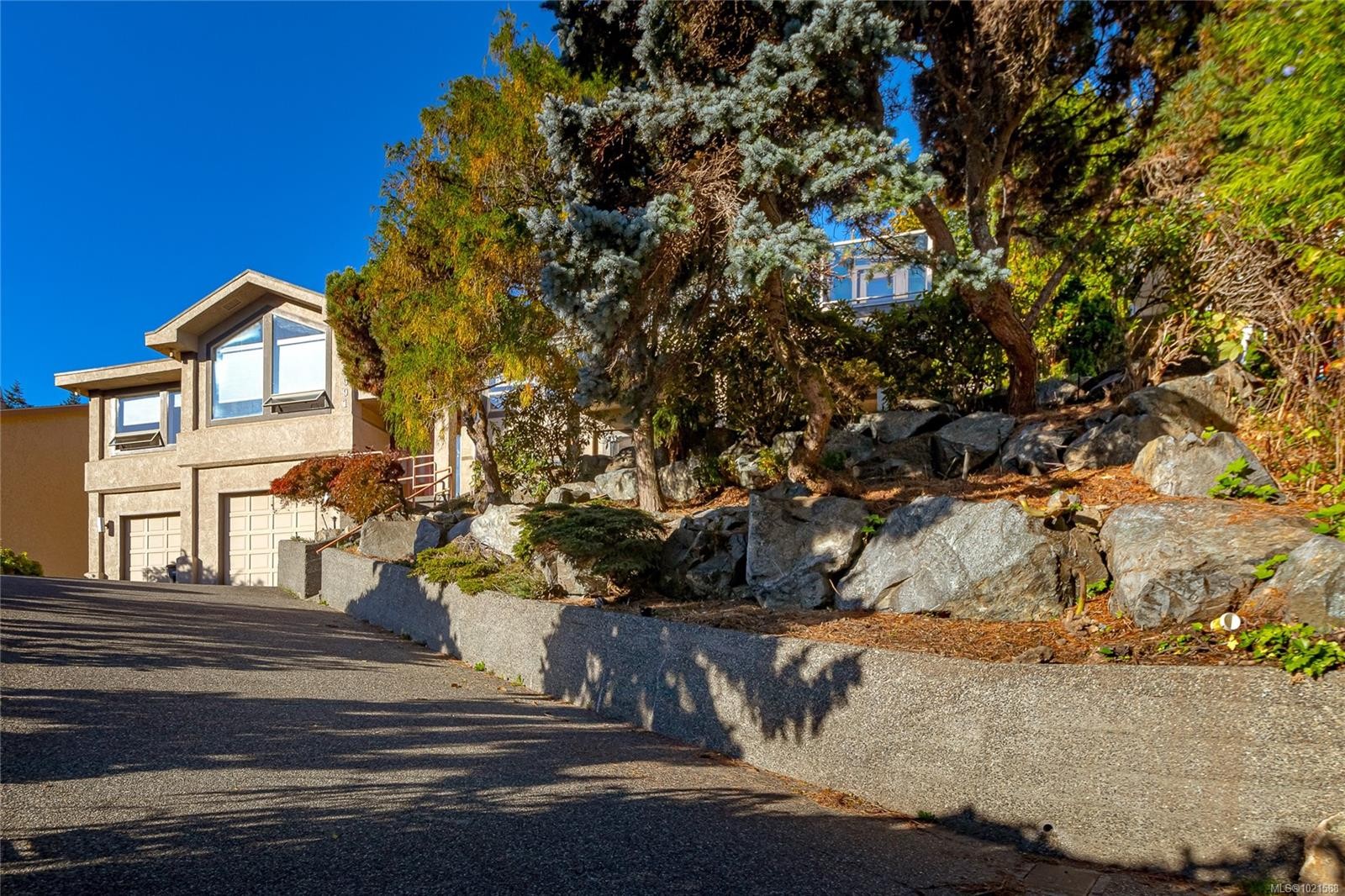 991 Seapearl Pl, Saanich, BC