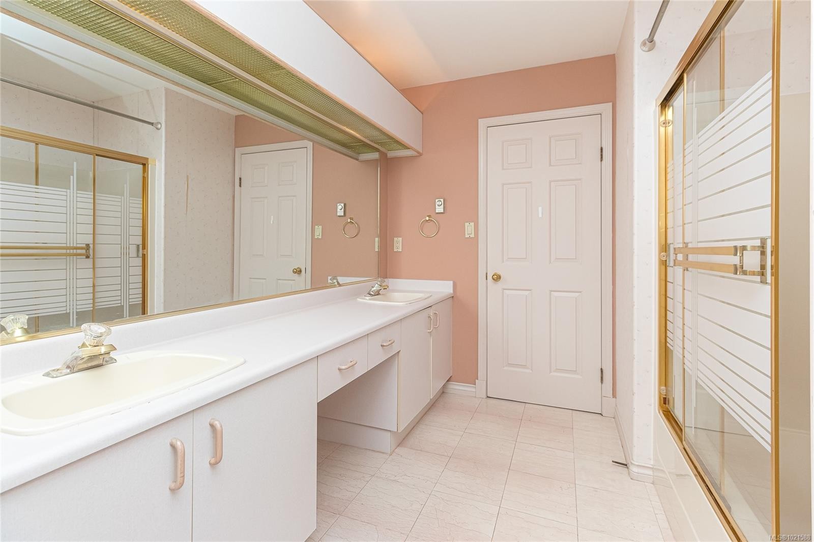 991 Seapearl Pl, Saanich, BC