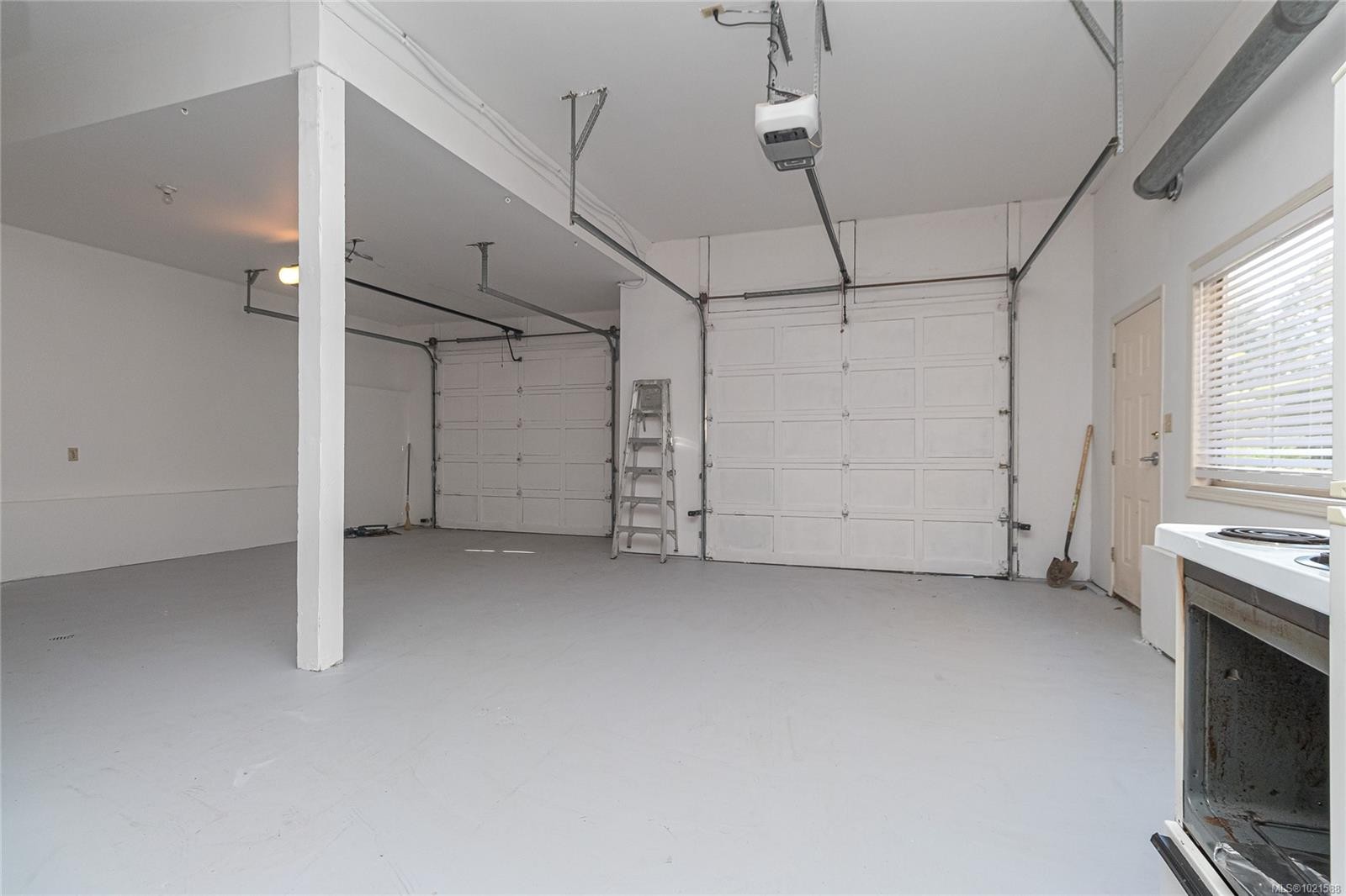 991 Seapearl Pl, Saanich, BC