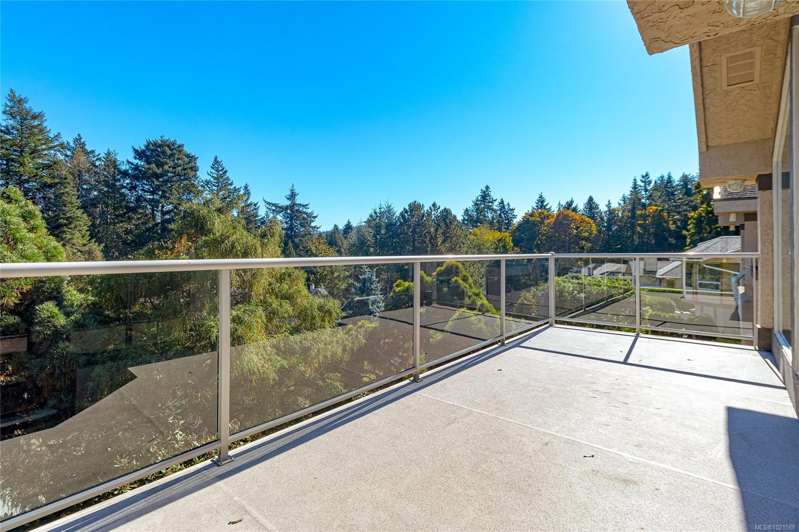 991 Seapearl Pl, Saanich, BC