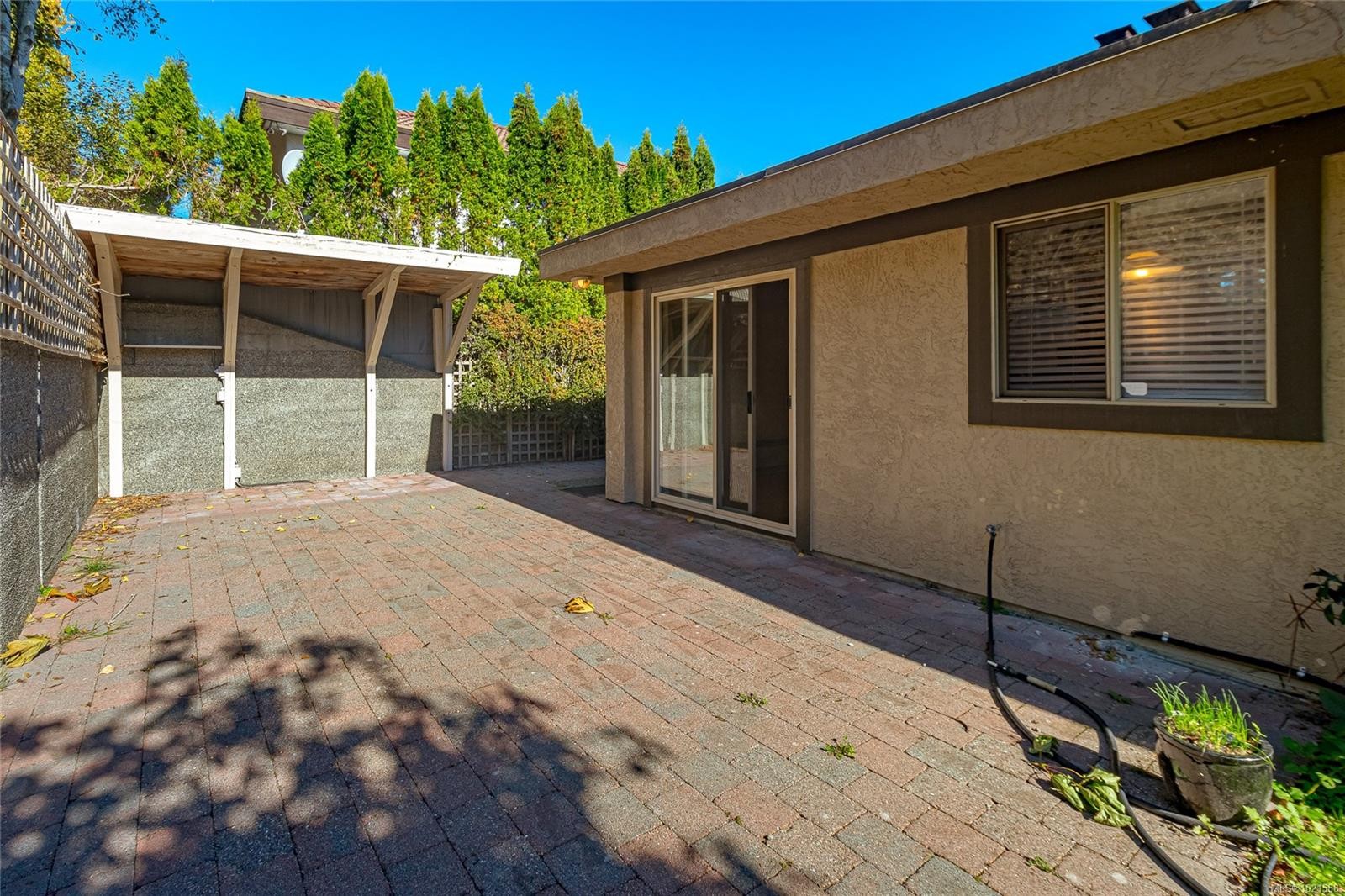 991 Seapearl Pl, Saanich, BC