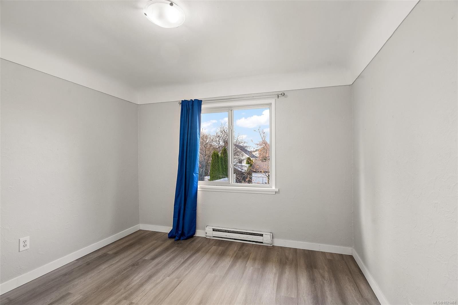 3020-3022 Donald St, Saanich, BC - Indoor Photo Showing Other Room