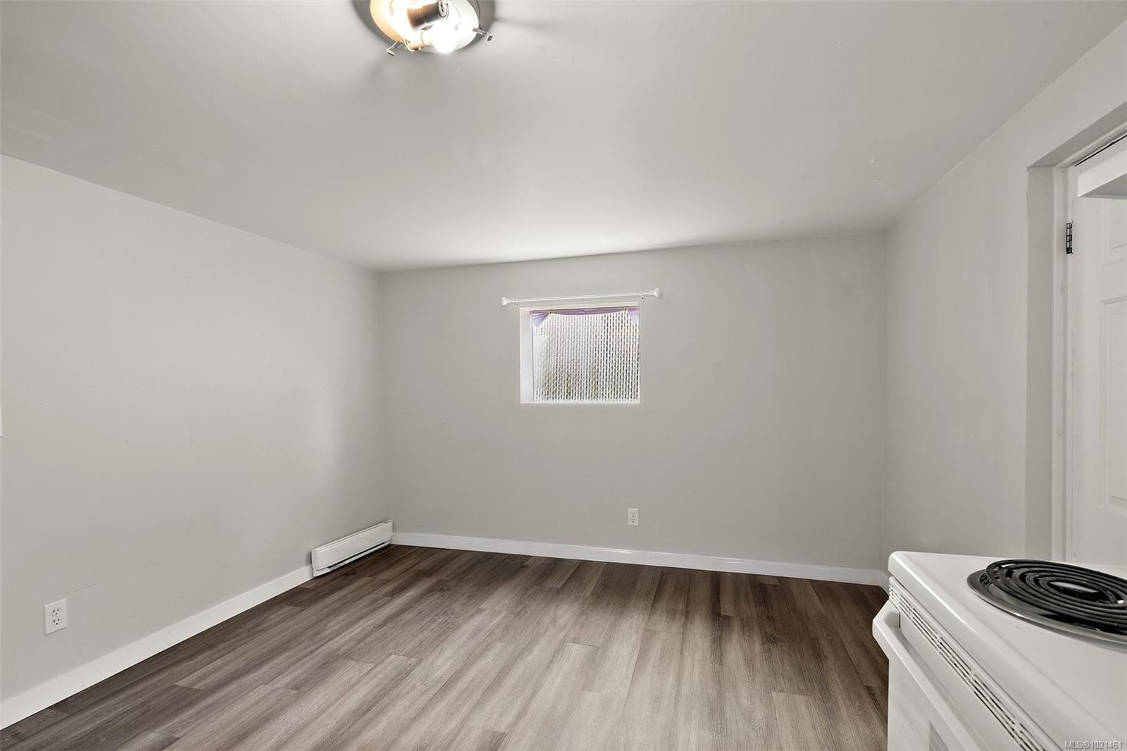 3020-3022 Donald St, Saanich, BC - Indoor Photo Showing Other Room