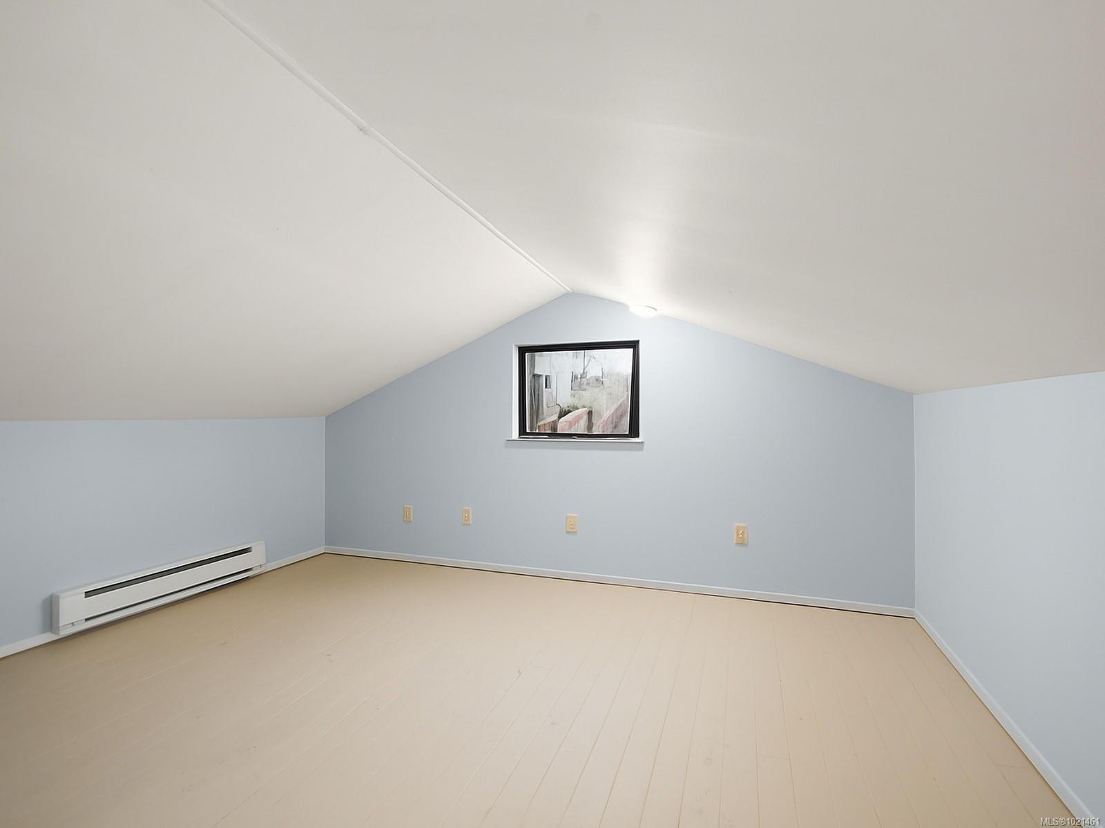 3020-3022 Donald St, Saanich, BC - Indoor Photo Showing Other Room