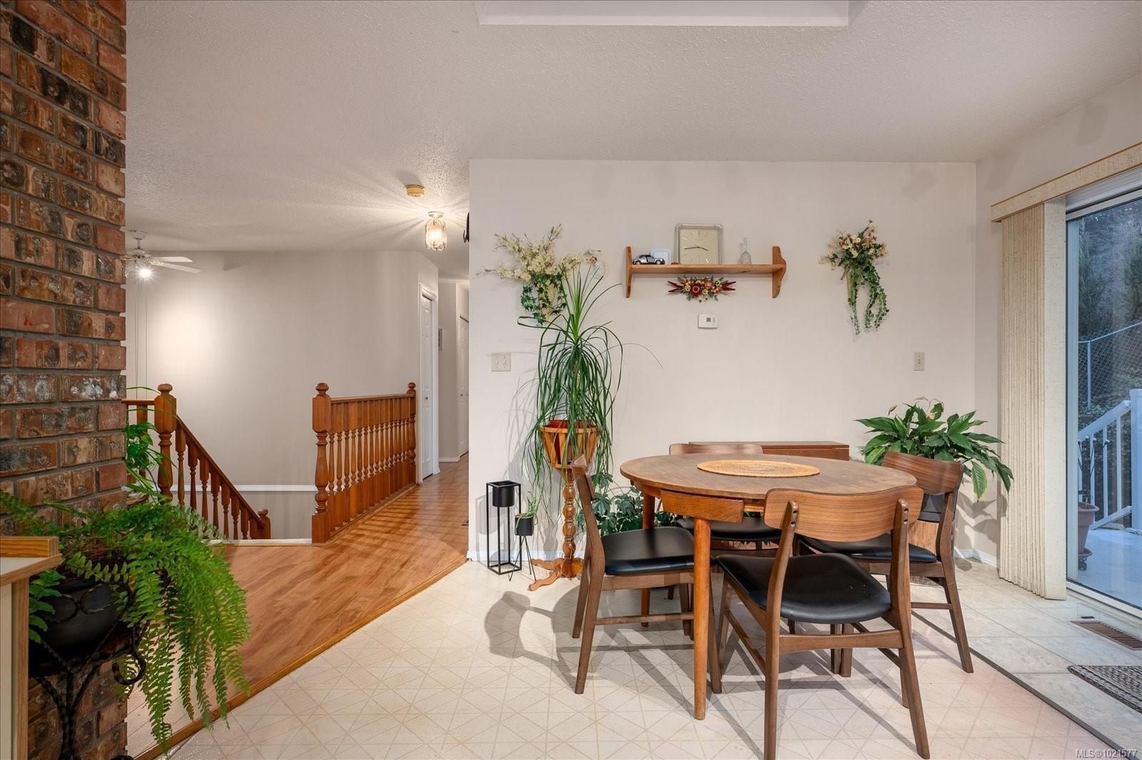 1085 College Dr, Nanaimo, BC