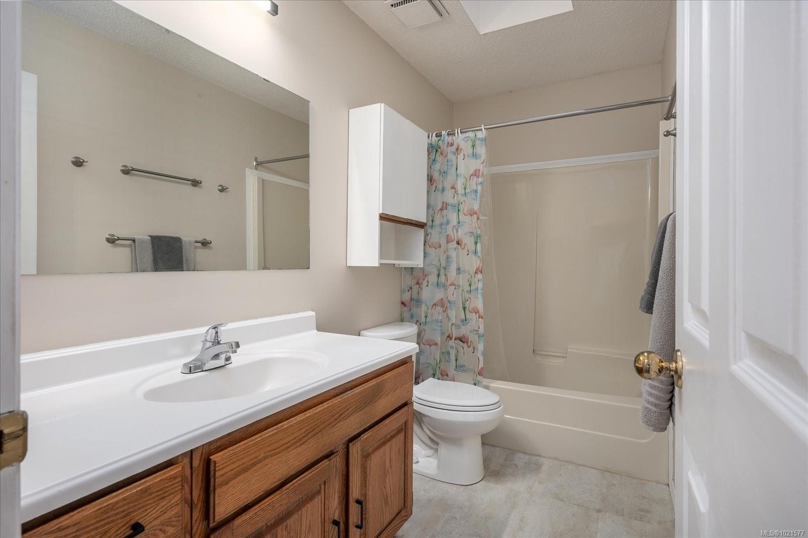 1085 College Dr, Nanaimo, BC