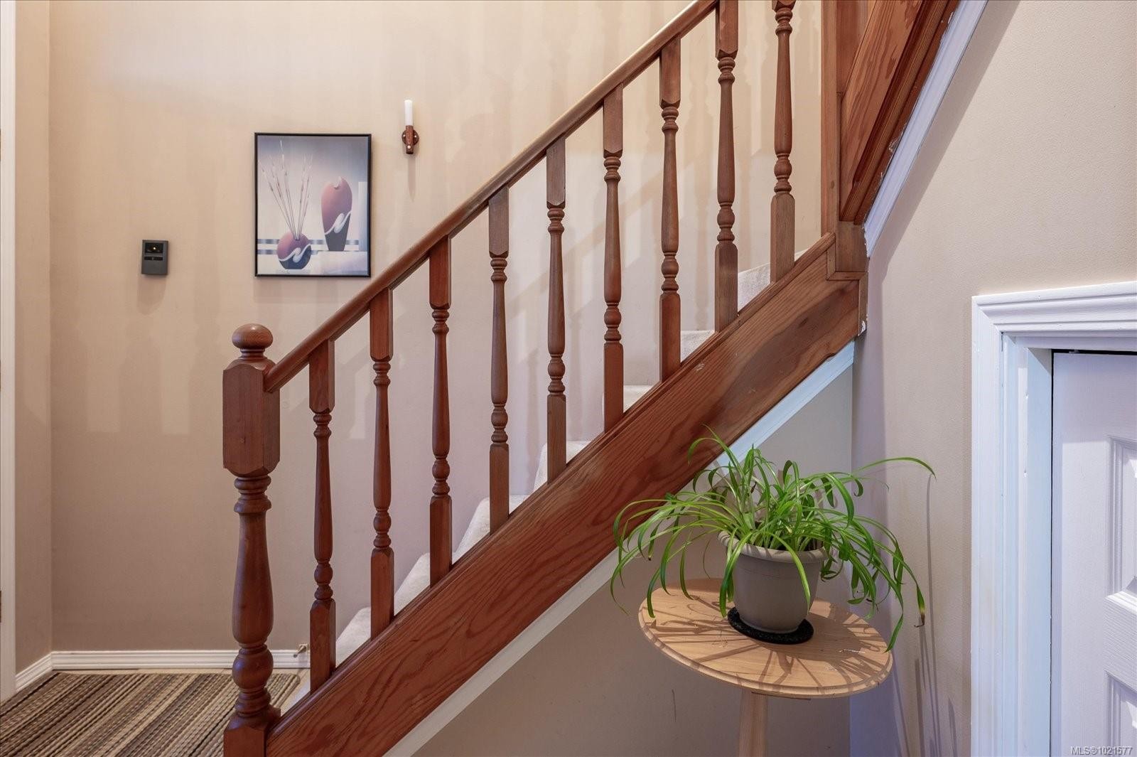 1085 College Dr, Nanaimo, BC