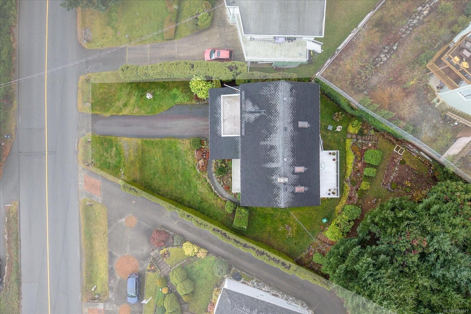 1085 College Dr, Nanaimo, BC