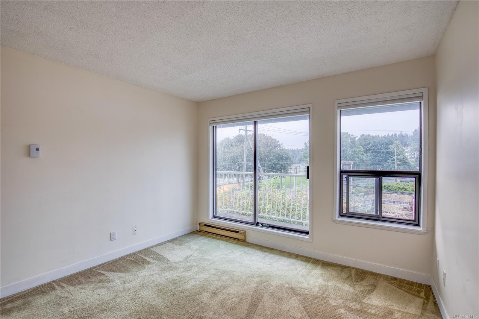 308-2815 Departure Bay Rd, Nanaimo, BC