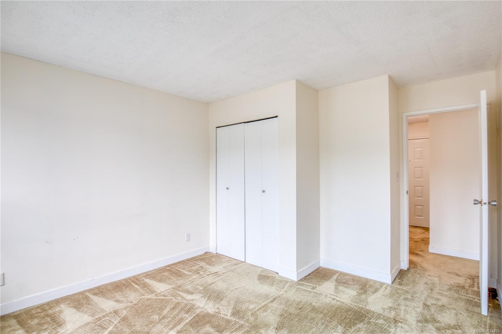 308-2815 Departure Bay Rd, Nanaimo, BC