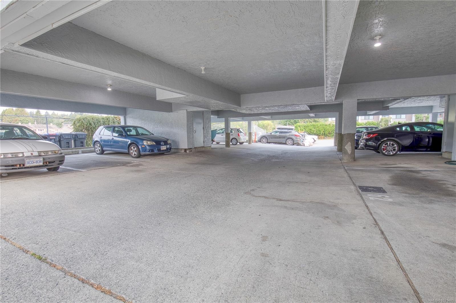 308-2815 Departure Bay Rd, Nanaimo, BC