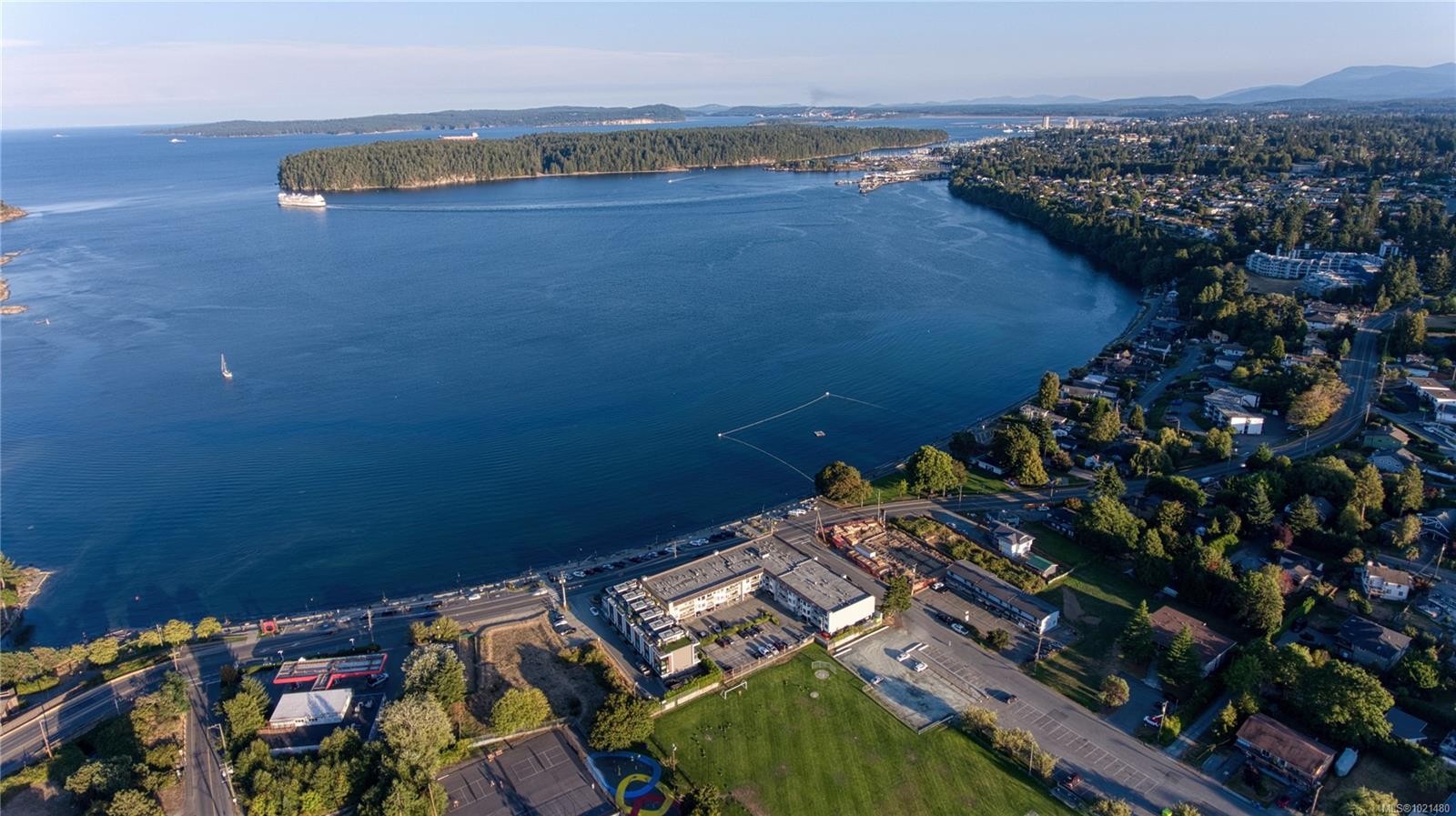 308-2815 Departure Bay Rd, Nanaimo, BC