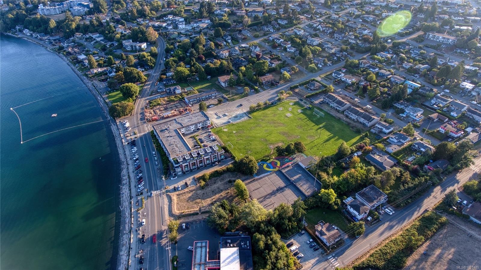 308-2815 Departure Bay Rd, Nanaimo, BC