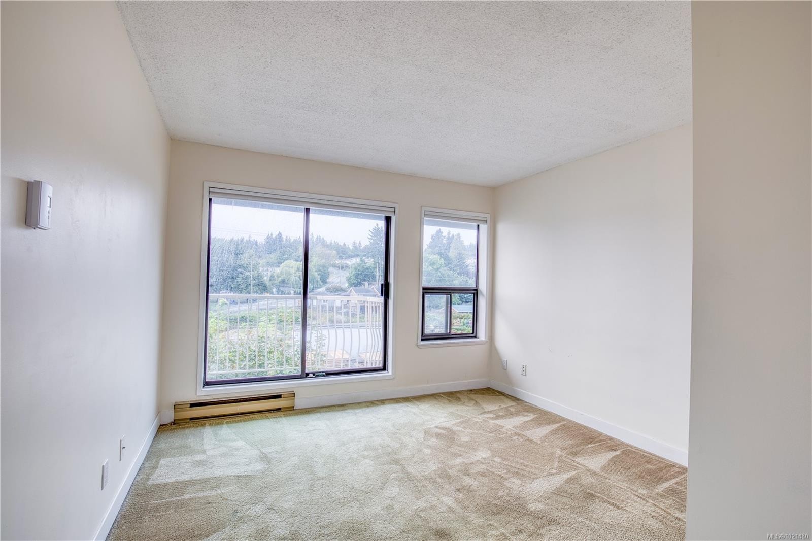 308-2815 Departure Bay Rd, Nanaimo, BC