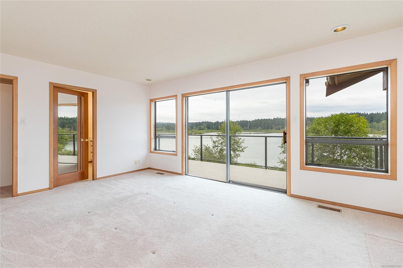 13289 Prospect Dr, Ladysmith, BC