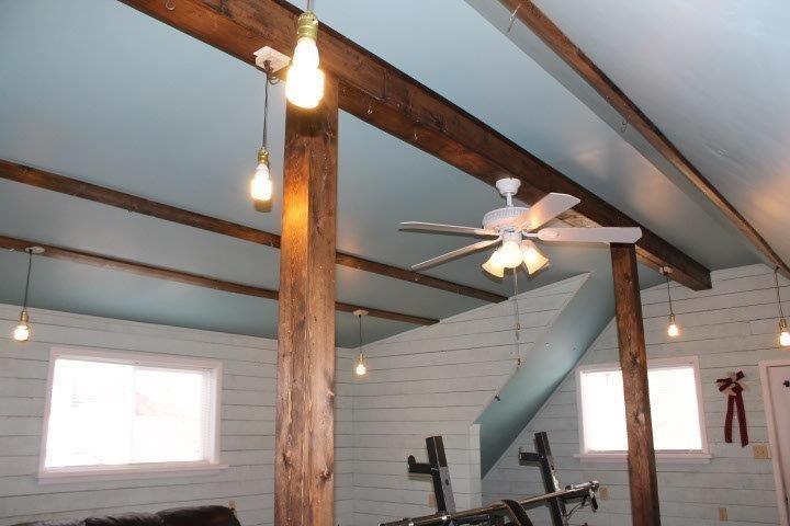 132 Cumming Street, Thunder Bay, ON - Indoor Photo Showing Other Room